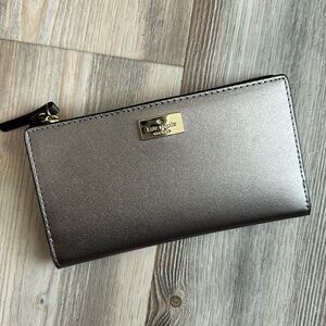 Kate Spade Wallet Chrome